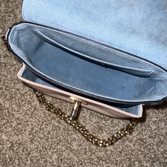 Louis Vuitton LockMe Tender Blue - Picture 8 of 13